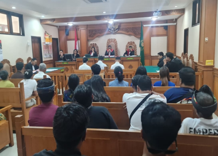 Sidang perkara tindak pidana pembunuhan di Jalan Raya Tojan, Blahbatuh kembali digelar di Pengadilan Negeri Gianyar, Kamis (28/8/2025).