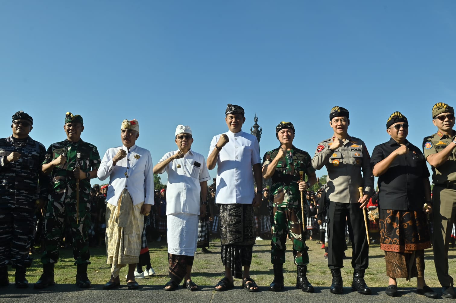 Gelar Agung Pecalang, Gubernur Koster Ajak Jaga Bali Tetap Aman dan Damai