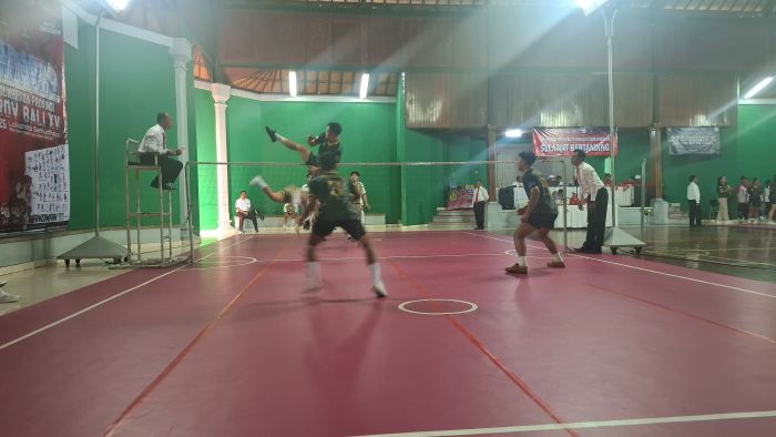 Pertandingan sepak takraw kontingen Buleleng pada Porprov Bali.