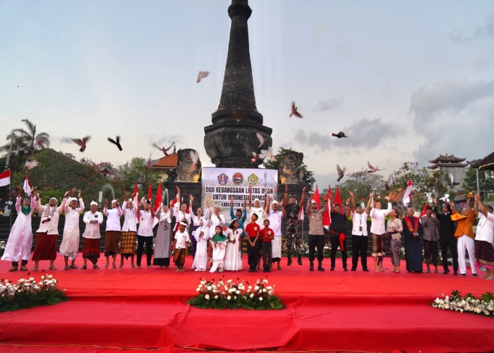 HARMONI : Doa bersama lintas agama bertajuk &ldquo;Indonesia Damai&rdquo; digelar pada Kamis sore (4/9/2025).