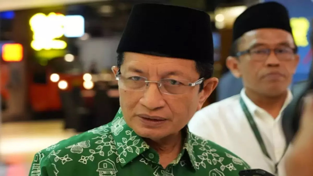 Menteri Agama (Menag) Nasaruddin Umar akhirnya menyampaikan permintaan maaf kepada para guru