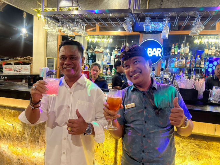 69 Bar & Resto Gelar Bar Take Over