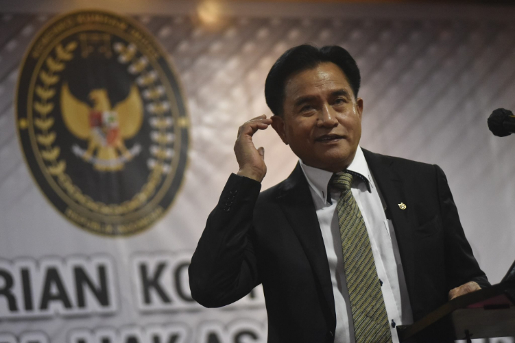 Menteri Koordinator Hukum, HAM, Imigrasi, dan Pemasyarakatan, Yusril Ihza Mahendra,
