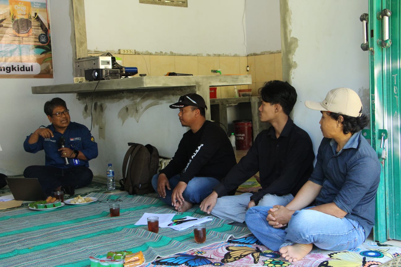 Suasana pelatihan penentuan harga produk
