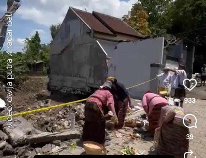 Desa Adat Beringkit Gelar Ritual Guru Piduka