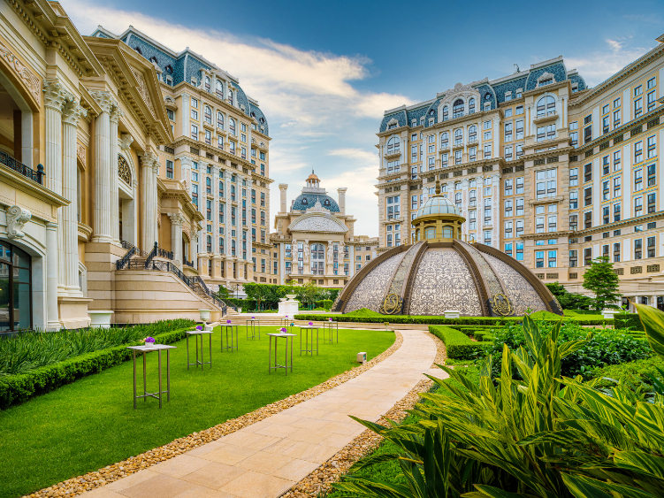 Kunjungi penayangan perdana pameran Picasso: Beauty and Drama dengan lebih dari 140 karya asli Picasso, dipadukan dengan pengalaman menginap mewah di Grand Lisboa Palace Resort Macau.