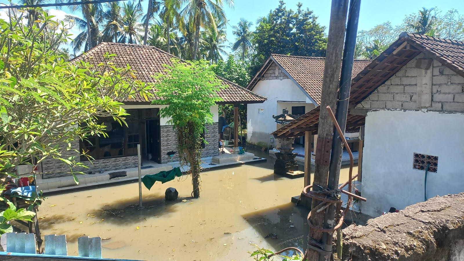 Genangan air di Dusun Tengading, Desa Antiga, Kecamatan Manggis, Kabupaten Karangasem, Bali.
