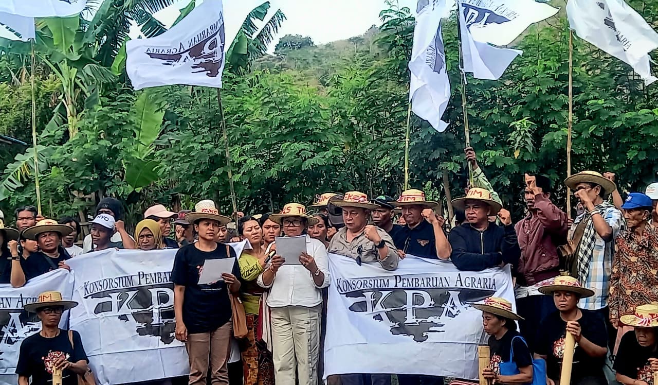 Peringatan Hari Tani dan pernyataan sikap serikat petani Buleleng di Desa Pemuteran, Gerokgak.
