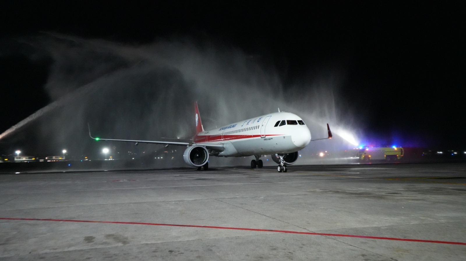 RUTE BARU: Bandara utama Pulau Dewata ini menyambut Sichuan Airlines dari Tiongkok dan T&rsquo;way Air dari Korea Selatan