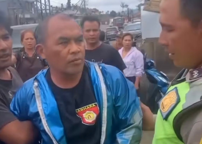 DIBEKUK : Pelaku penjambretan Aiptu IWS, oknum polisi yang bertugas di Polsek Baturiti, Tabanan