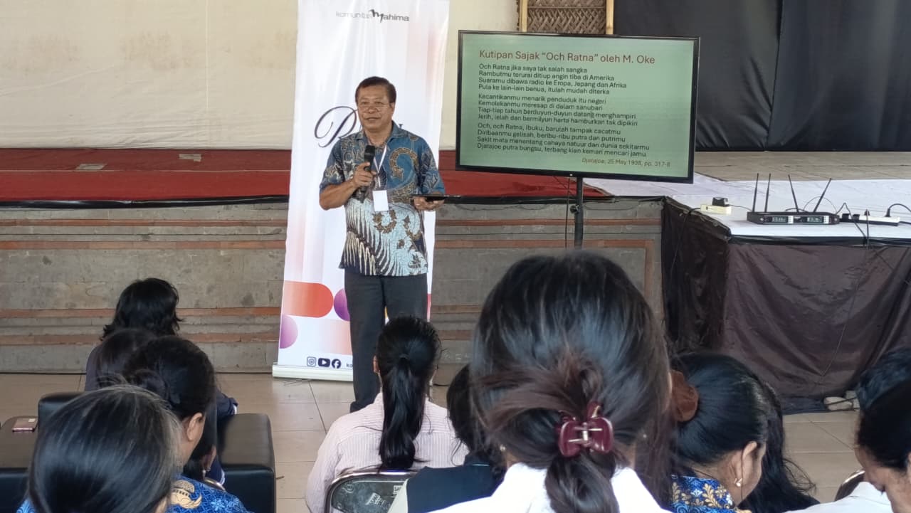 Seminar puisi bertajuk Singaraja Ibukota Puisi di Buleleng.