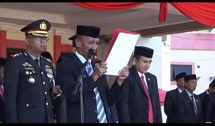 Wakil Ketua DPRD Pasangkayu viral usai Gagap Baca UUD 45