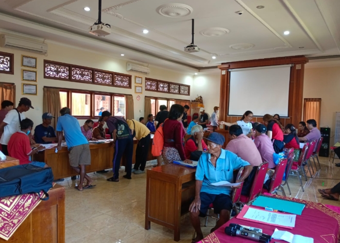OPTIMALISASI: Pelayanan pengurusan PBB di Desa Kutuh, Kecamatan Kuta Selatan.