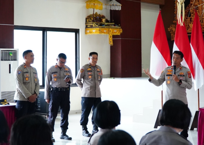NEGOSIASI : Polres Klungkung menggelar kegiatan penyegaran bagi para negosiator, Jumat (10/10/2025).