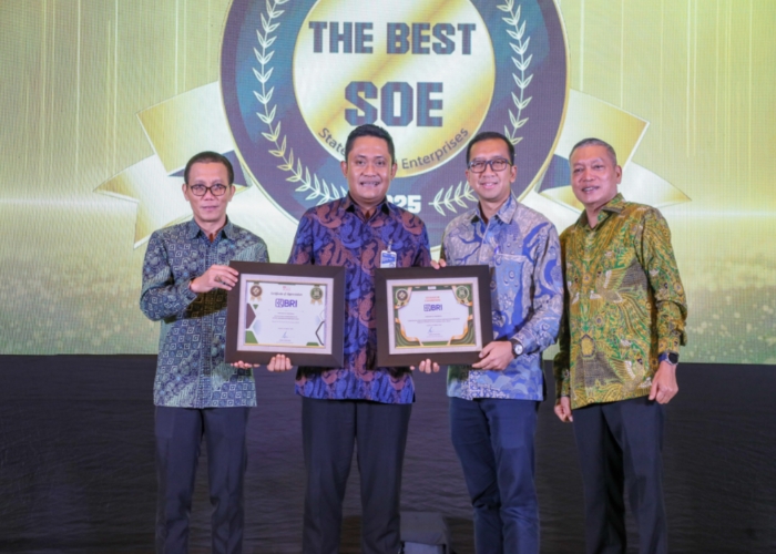 BRI Cetak Rekor Gemilang, Sabet Dua Penghargaan Bergengsi di Indonesia Economic Summit 2025