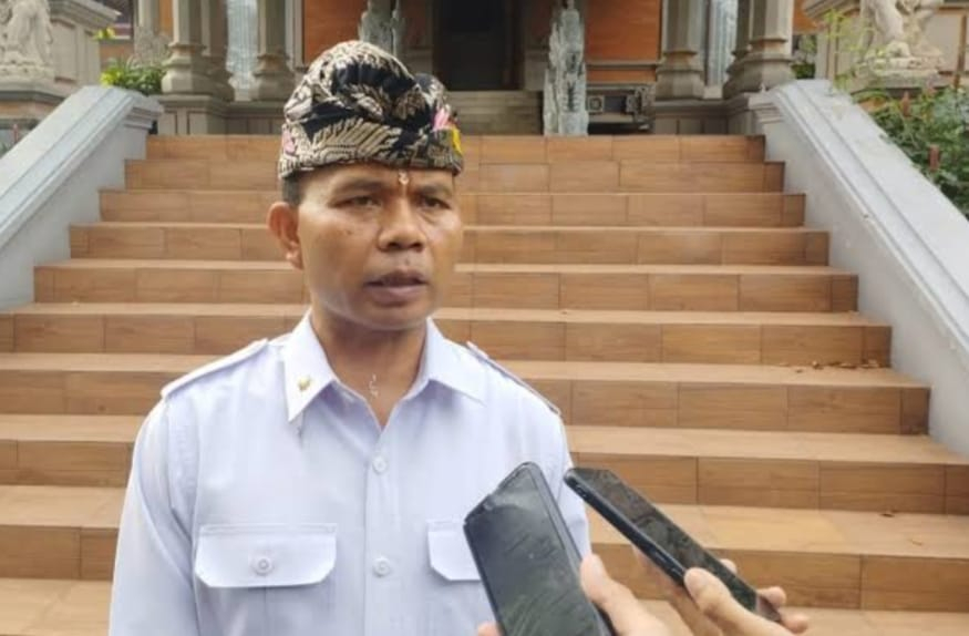 Kepala Dinas Kehutanan dan Lingkungan Hidup Provinsi Bali, I Made Rentin