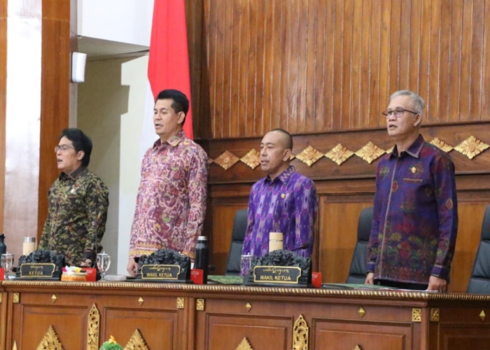 CATATAN: DPRD Provinsi Bali menggelar Rapat Paripurna ke-7 Masa Persidangan I Tahun Sidang 2025&ndash;2026 di Ruang Rapat Wiswa Sabha Utama, Kantor Gubernur Bali, Rabu (15/10)