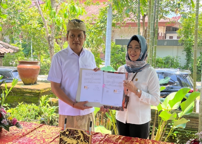 MOU : Penandatanganan kerjasama antara Pemkab Jembrana dengan PLN Unit Pelaksana Pelayanan Pelanggan (UP3) Bali Utara.