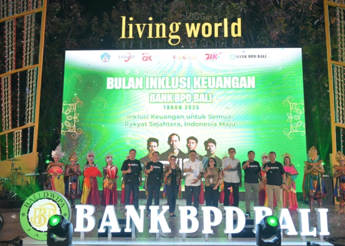 Expo Bulan Inklusi Keuangan (BIK) 2025, Jumat (17/10/2025), di Living World Denpasar.