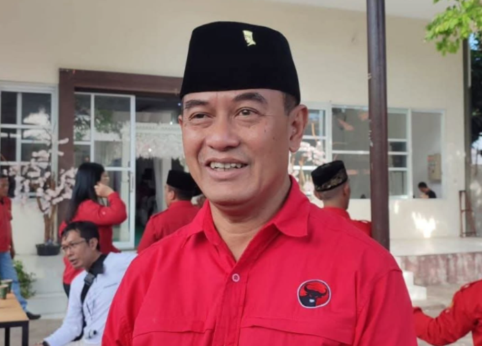 Ketua DPC PDIP Buleleng, Gede Supriatna