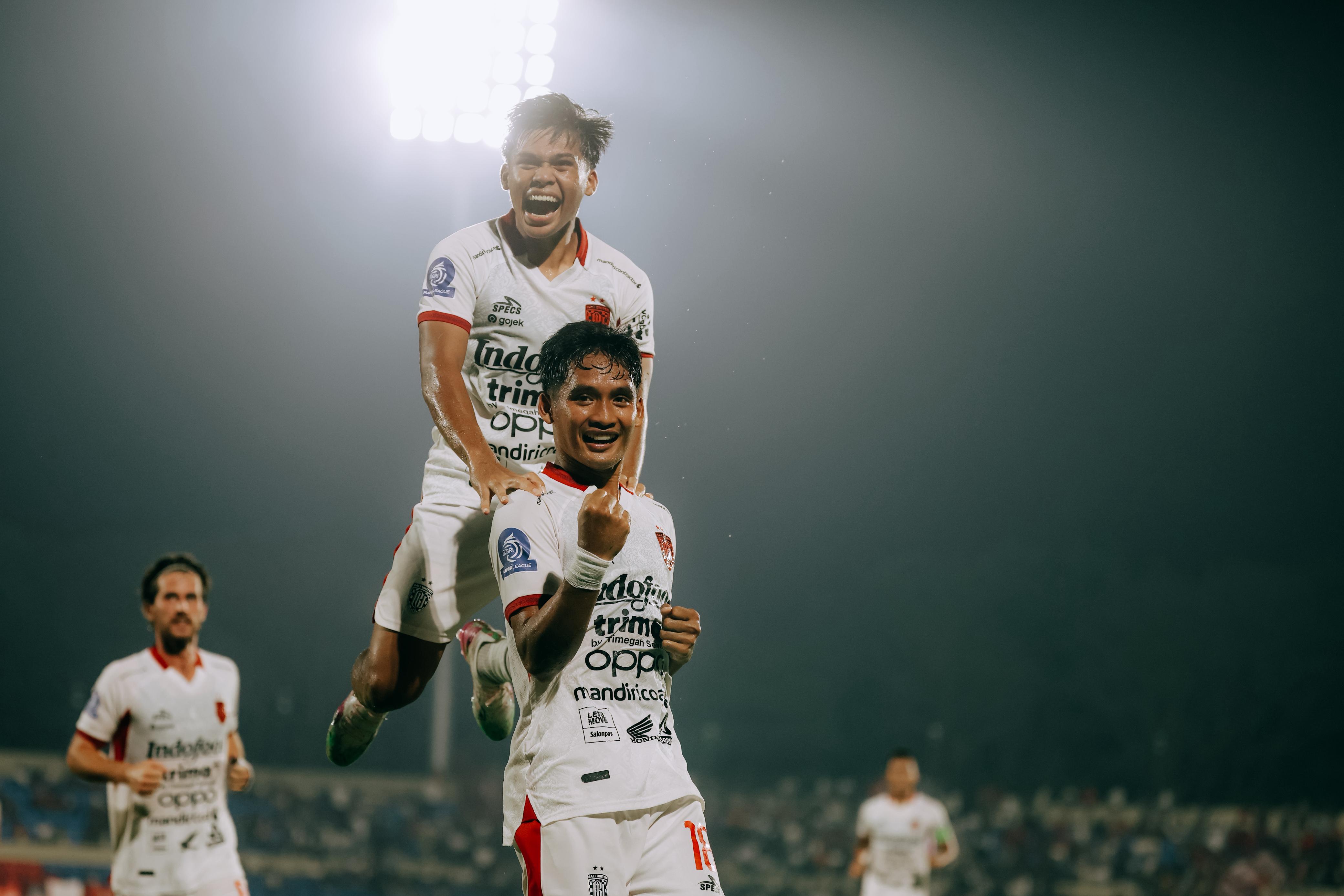Pemain Bali United selebrasi saat menghadapi Persijap Jepara, Minggu (19/10/2025).
