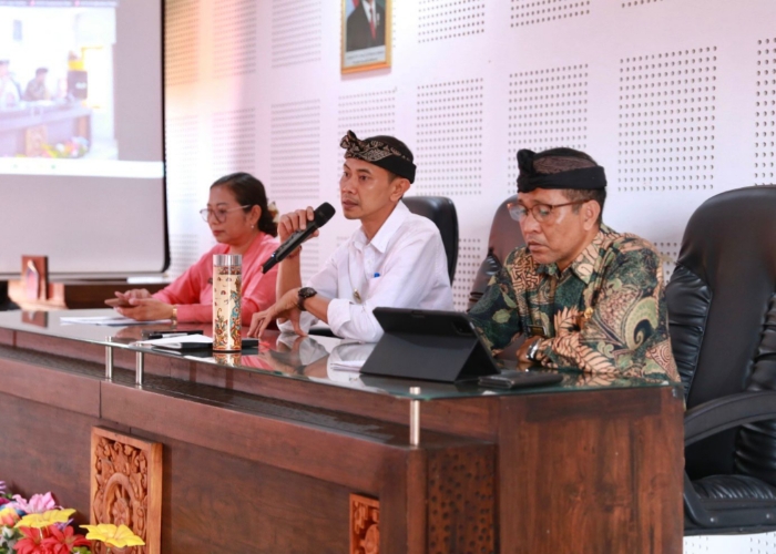 RAKOR : Rapat Koordinasi Pelaksanaan Pengukuran Serentak Balita dan Ibu Hamil yang digelar di Ruang Rapat BPKB Kantor Bupati Klungkung, Kamis (30/10/2025).