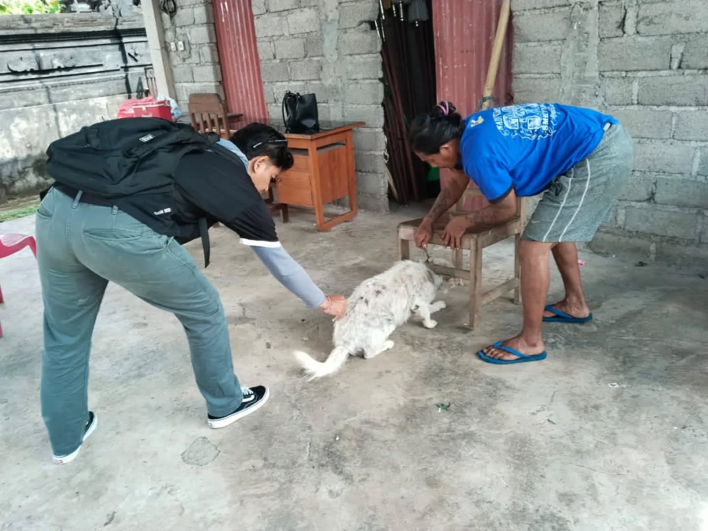 Dinas Pertanian terus terus melakukan upaya untuk menjaga kesehatan hewan ternak dan peliharaan masyarakat.