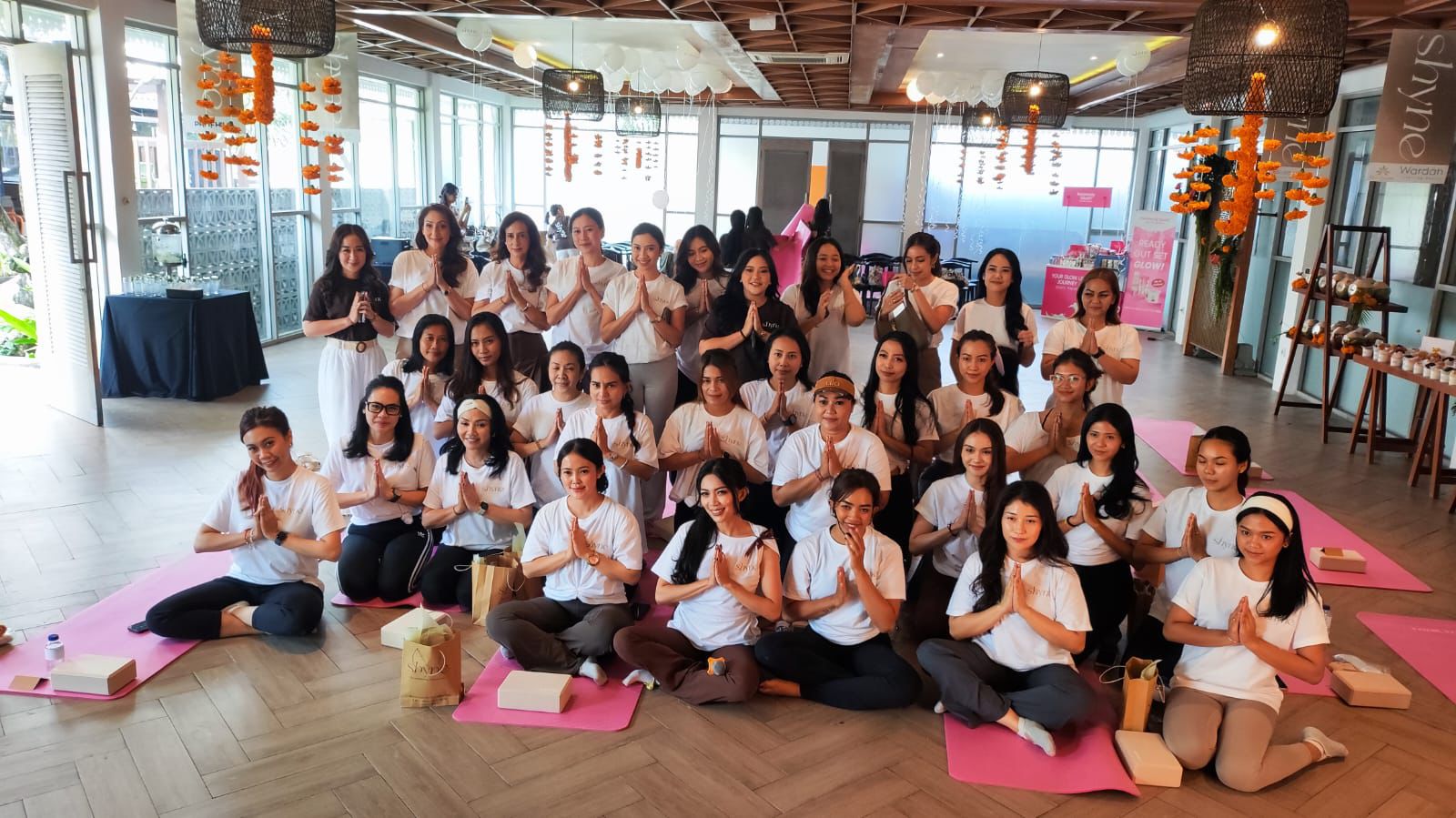 Shyne Clinic merayakan ulang tahun pertama dengan acara &ldquo;Wellness & Beauty Day&rdquo; di Denpasar, Bali.