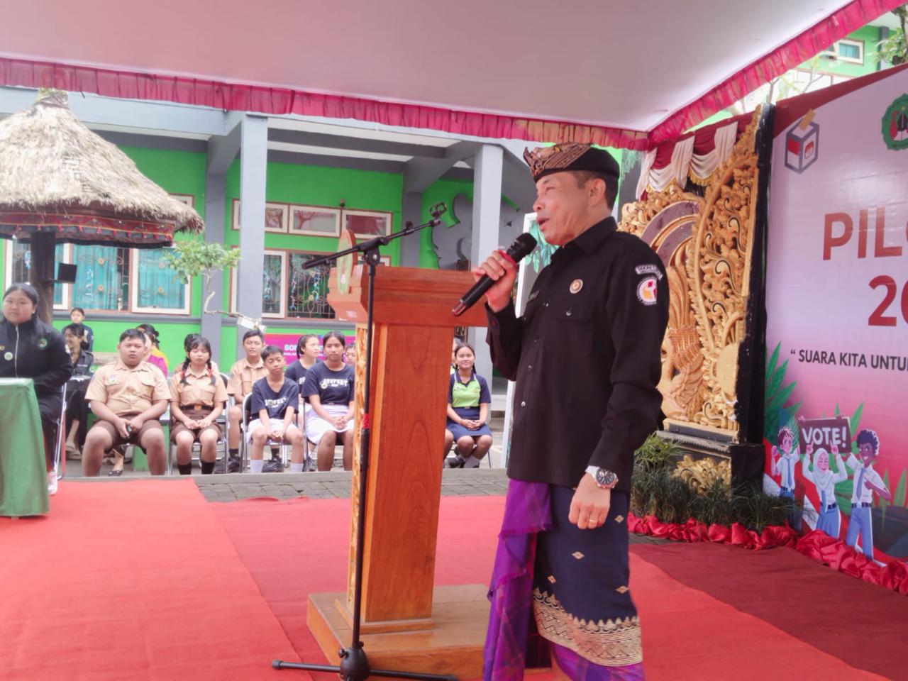 Anggota Bawaslu Bangli I Nengah Purna.