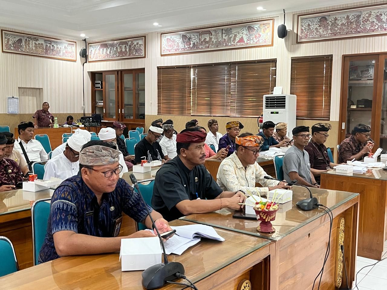 Pemkab Klungkung mengadakan seminar pemaparan mata budaya yang akan diusulkan menjadi WBTb, Selasa (11/11/2025).