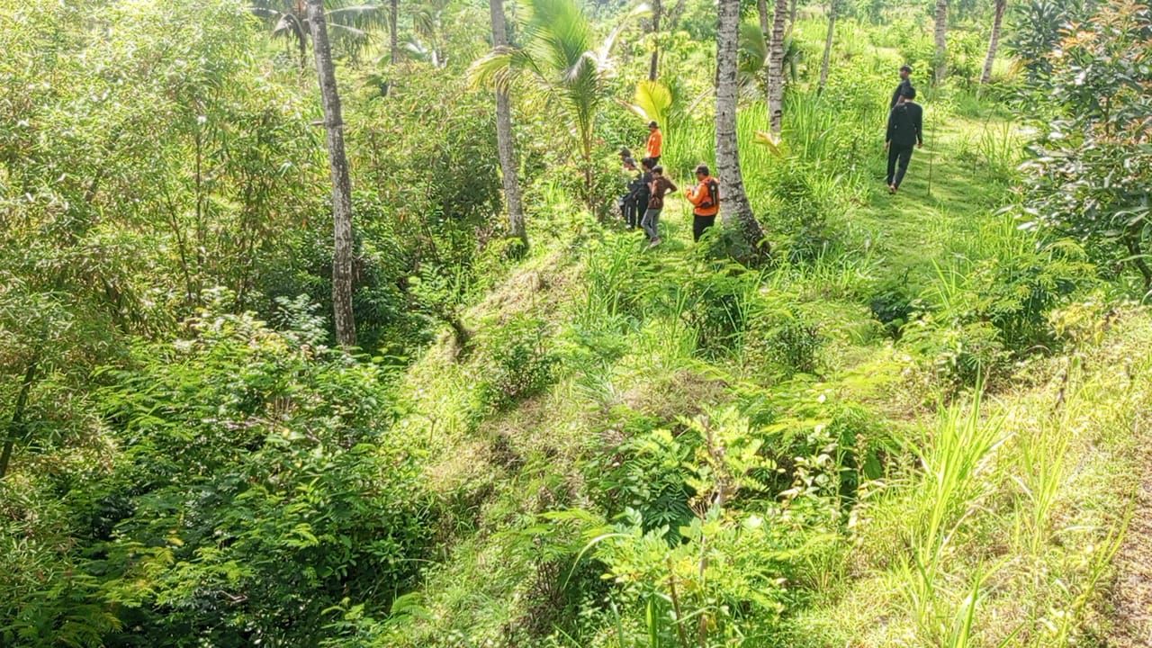 Tim SAR gabungan melakukan pencarian terhadap Ni Wayan Retu yang sempat hilang.