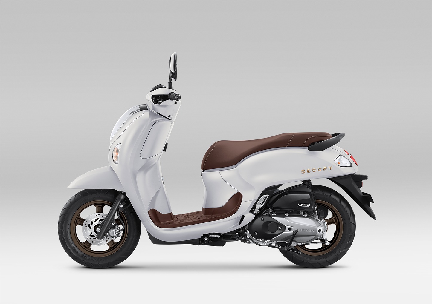 Skutik Retro New Honda Scoopy Kini Makin Stylish siap mengaspal.