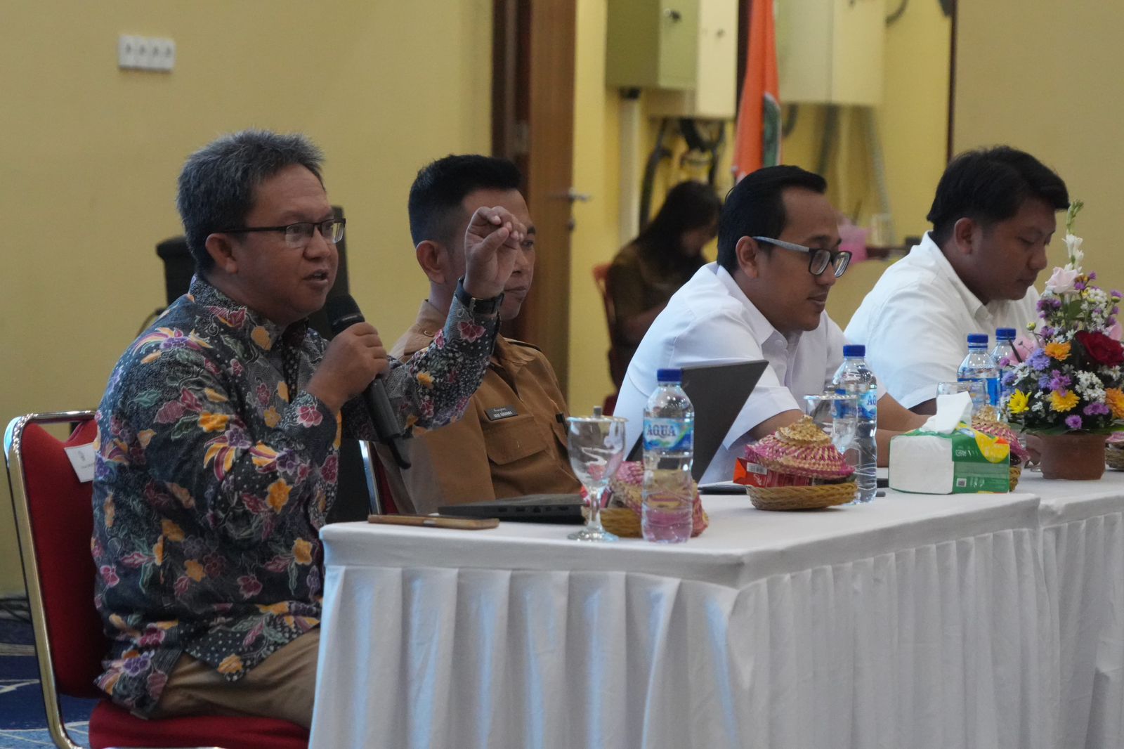 Sosialisasi dan Pendampinggan Proses Perizinan PB-UMKU ABT yang digelar DPMPTSP Jembrana, Senin (24/11)