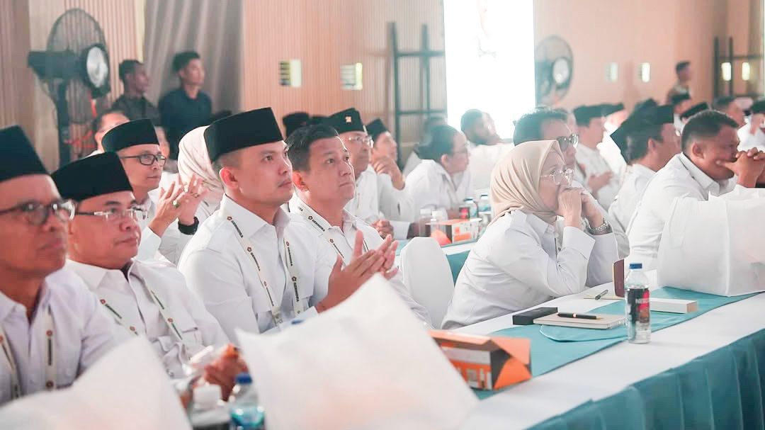 Rombongan kader Partai Gerindra Bali mengikuti kegiatan Taklimat yang dipimpin langsung oleh Ketua Dewan Pembina Partai Gerindra, H. Prabowo Subianto, di Hambalang, Jawa Barat, Jumat (8/11/2025).