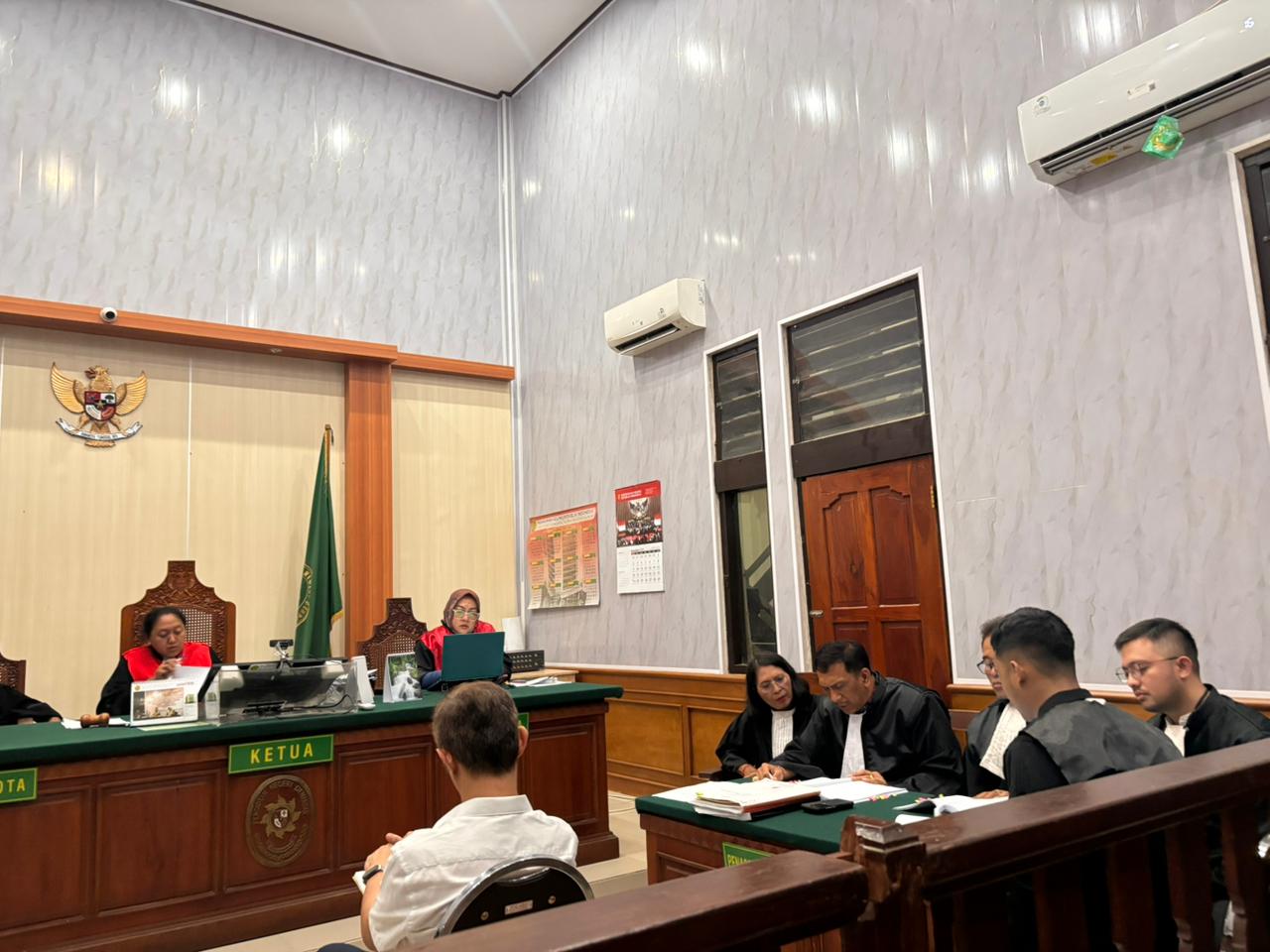 Sidang pengusaha Budiman Tiang di Pengadilan Negeri Denpasar. (Bali Express/Istimewa)