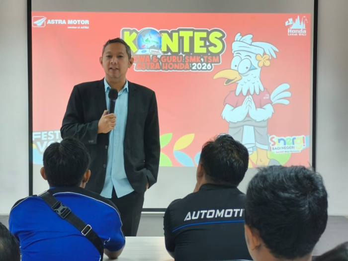 Astra Motor Bali kembali menjadi ajang kalibrasi dan unjuk prestasi bagi para guru dan pelajar Sekolah Menengah Kejuruan (SMK) Mitra Binaan Astra Honda di Bali.
