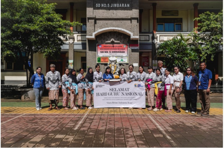 Jimbaran Hijau Gelar Program Apresiasi "Hari Guru Nasional"