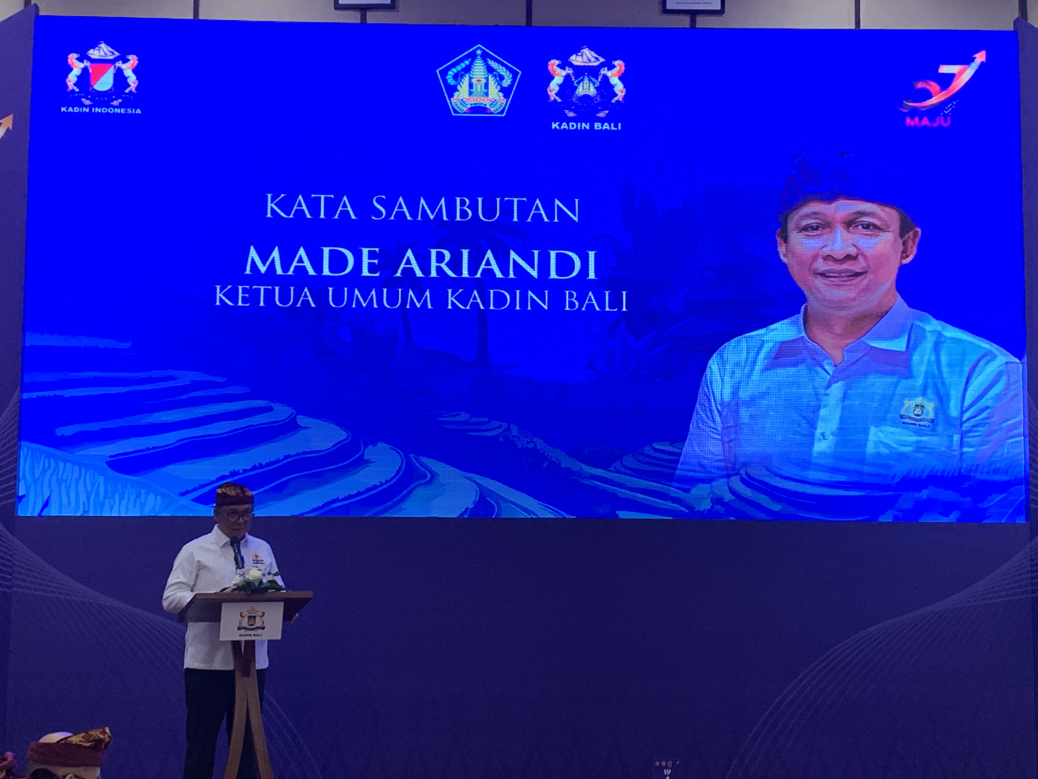 PIMPIN KEMBALI: I Made Ariandi tampil dalam Musyawarah Provinsi (Musprov) VIII Kamar Dagang dan Industri (Kadin) Provinsi Bali yang digelar di Hotel Aryaduta Bali, Jumat (12/12)
