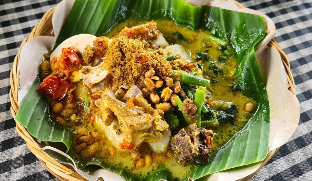 Belayag makanan tradisional khas Desa Penglatan menjadi panganan yang wajib dicoba