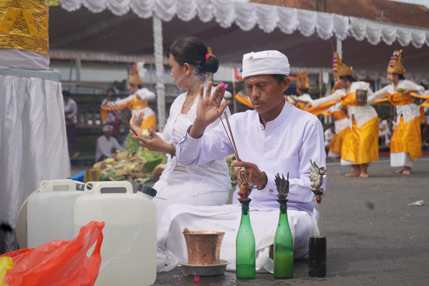 Pemkab Bangli menggelar upacara Nangluk Merana, Jumat (19/12/2025).