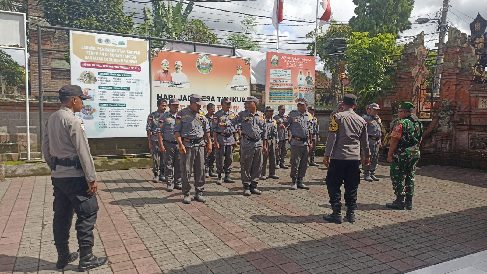 LINMAS : Peningkatan kapasitas Linmas Tulikup, Gianyar.
