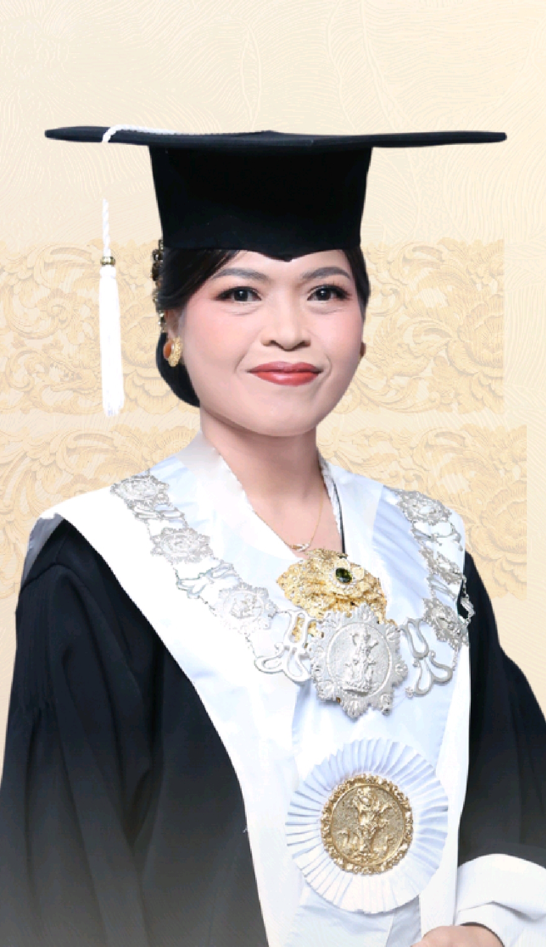 Prof. Dr. Ni Komang Sutriyanti.