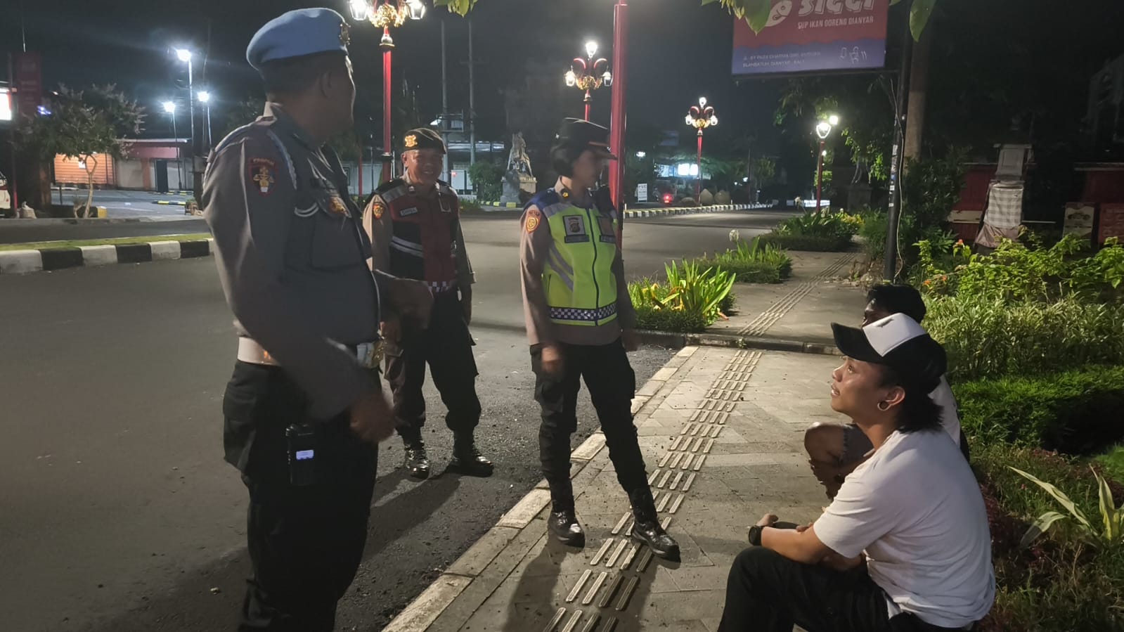 PATROLI: Polsek Blahbatuh gencarkan patroli malam.