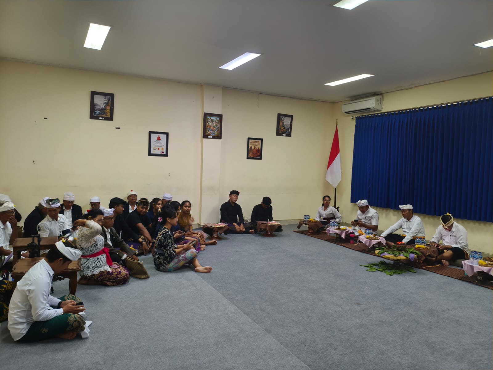 REMBUG : Rembug Sastra Siwaratri Fakultas Brahma Widya Universitas Hindu Negeri I Gusti Bagus Sugriwa Denpasar.