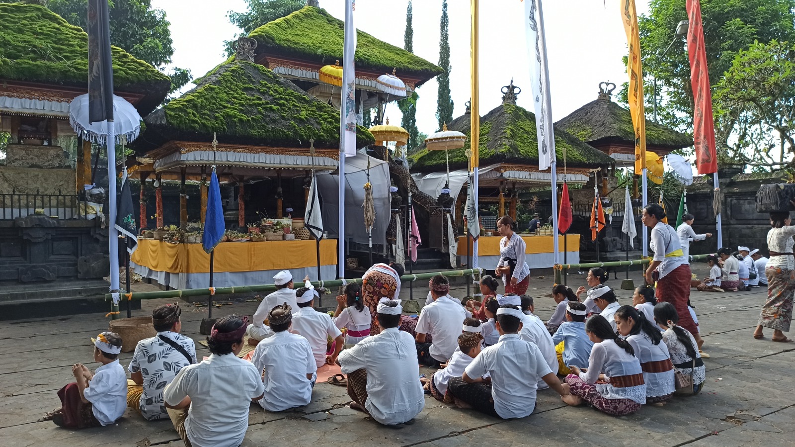 Ngusaba Pitra di Pura Dalem Puri, Besakih, Karangasem