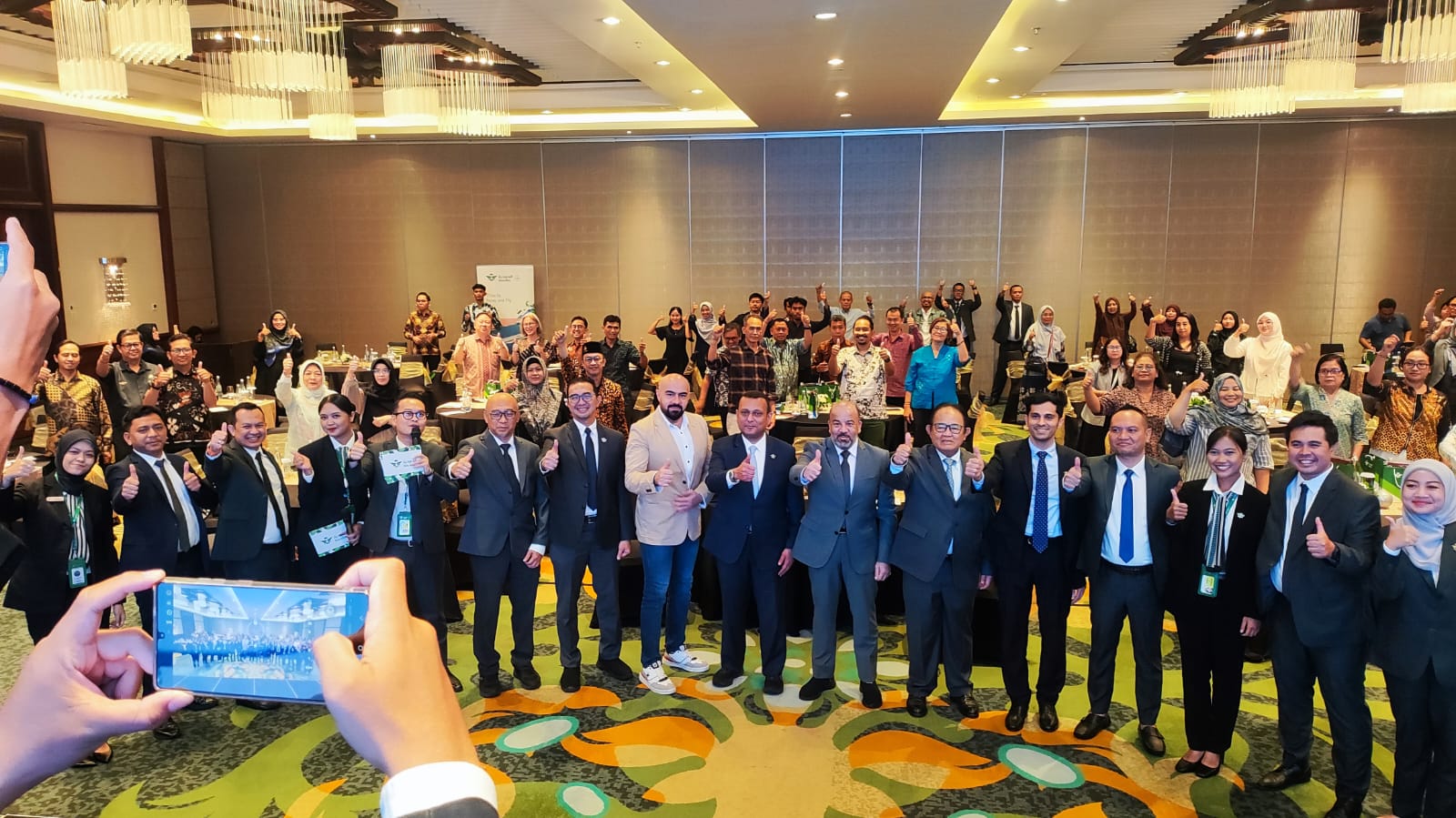 Mempererat kolaborasi, mengapresiasi mitra. Saudia Indonesia menggelar Welcoming the Director of East Asia & Australia & Travel Agencies Awards 2025 di Sheraton Kuta Resort, Bali, Kamis (23/1/2026)