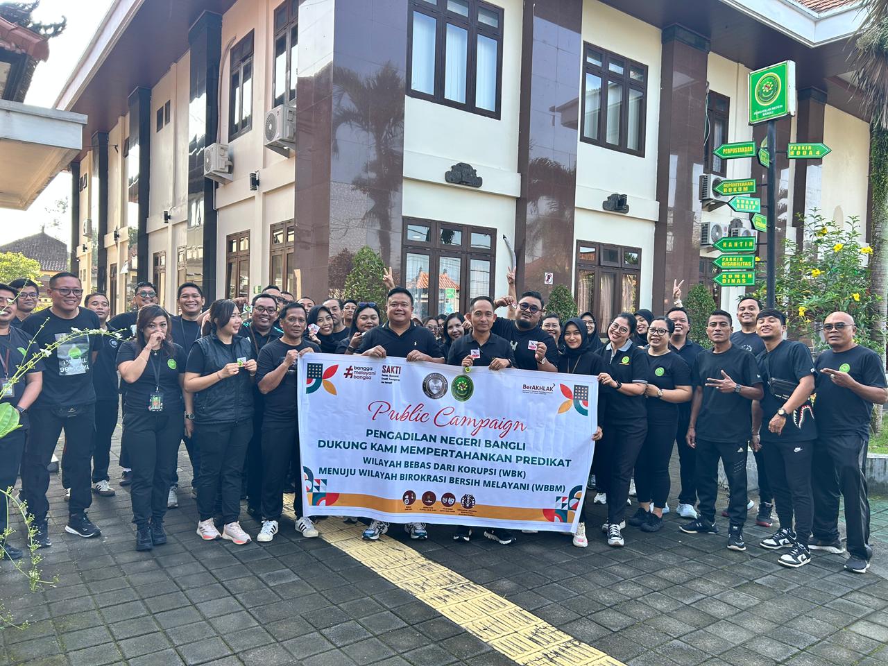 PN Bangli menggelar kampanye publik menuju WBBM.