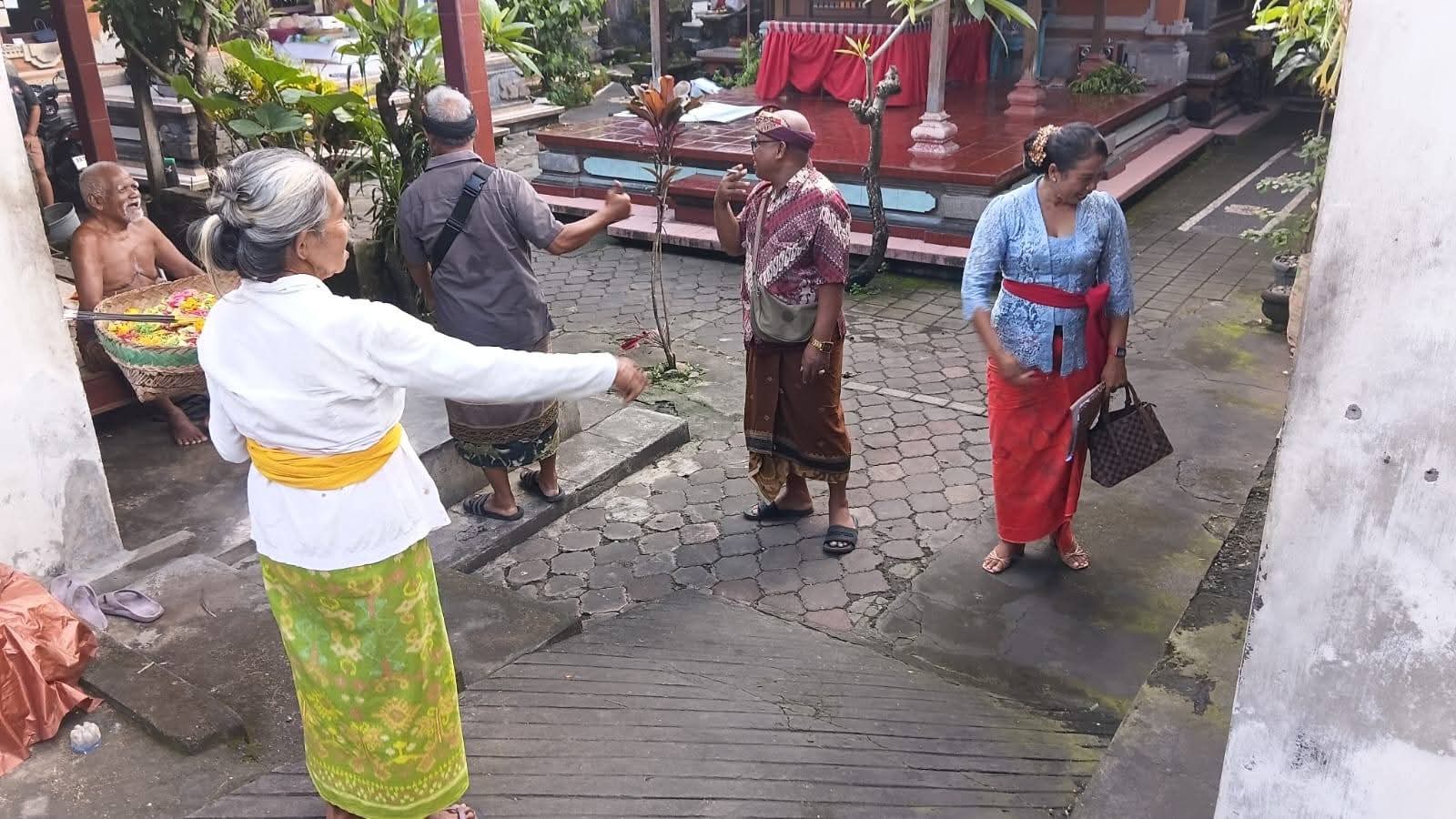 PENILAIAN : Penilaian lomba Desa Adat Peduli Lingkungan.