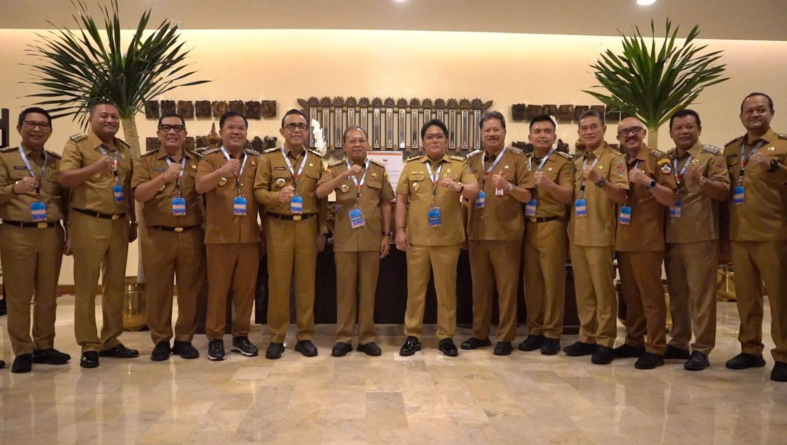 HADIR: Para Pemda di Bali kala hadir dalam Rakornas, Senin (2/2)
