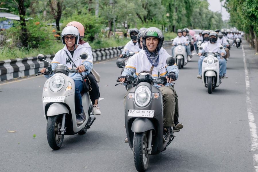 Say Your Love with Scoopy Astra Motor Bali ajak pencinta Scoopy nikmati momen romantis di hari Valentine.&nbsp;